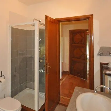 San Martino In Colle Sleeps 18 Pool Wifi וילה San Martino in Colle (Perugia)